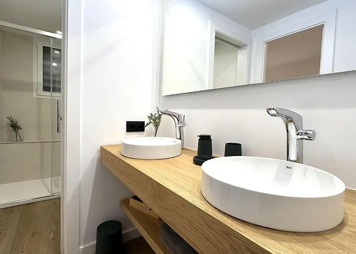 Appartement Lets Holidays Duplex Frente Al Mar, Piscina Panoramica, Dos Pkg Tossa de Mar